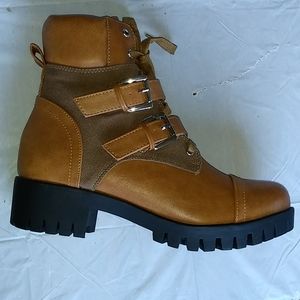 New Madigan Cognac/PU Combat Boot w Tw